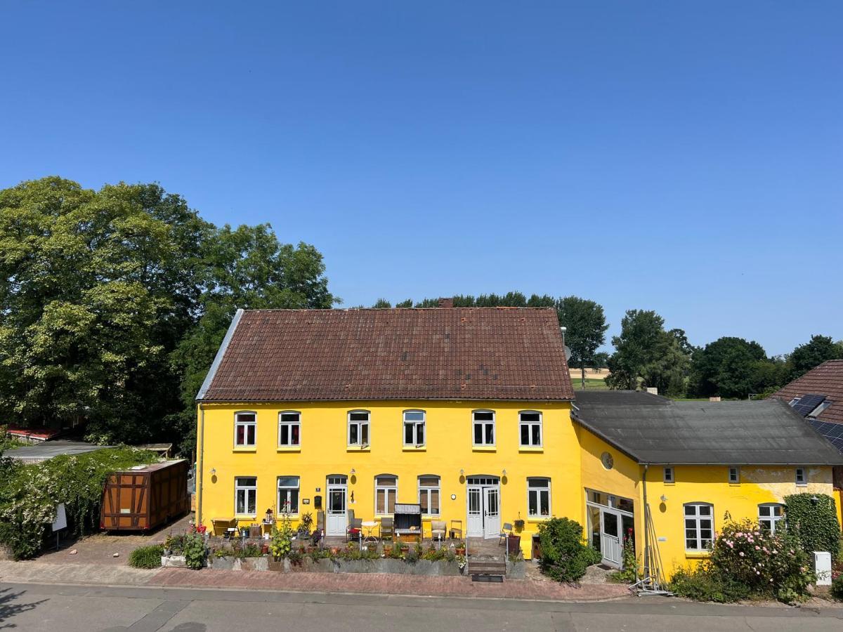ホテル Lindenhof Chezartistes Loose エクステリア 写真