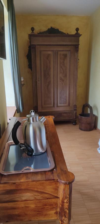 ホテル Lindenhof Chezartistes Loose エクステリア 写真
